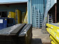  Werner Aluminum And Fiberglass Ladders