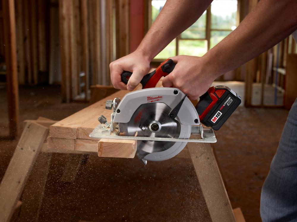 M18™ Cordless Lithium-Ion 6-1/2 in. Circular Saw- Bare Tool